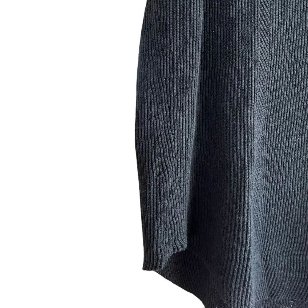 MAGASCHONI | Loose Fit Black Short-Sleeved Sweater (L) - Picture 4 of 5